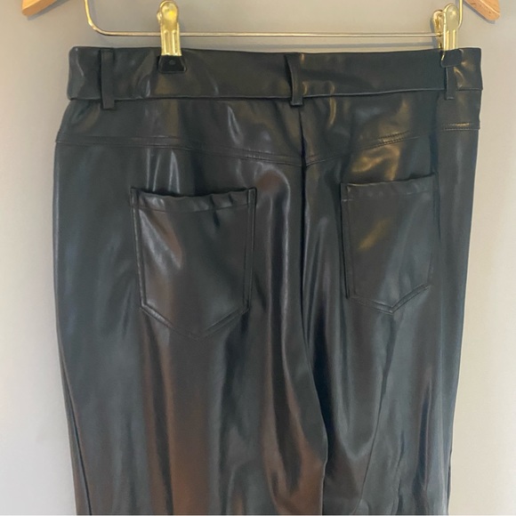 Wide leg vegan leather pants - Picture 4 of 4